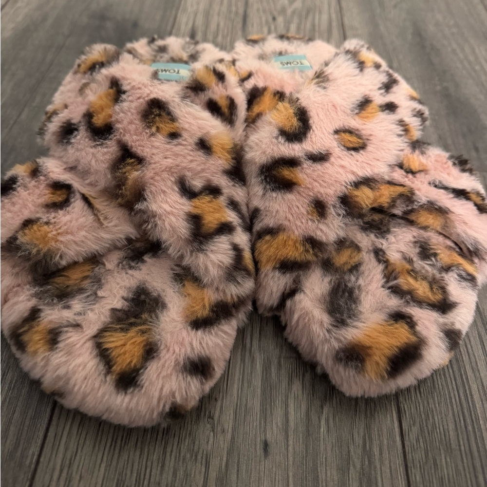 Toms Pink and Brown Leopard Slippers